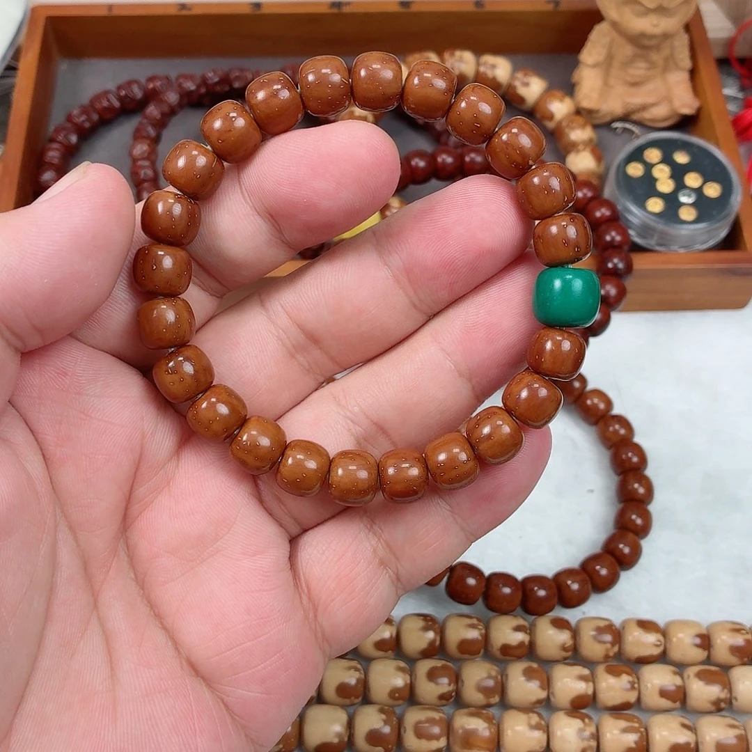 紫金鼠手串黄金甲老型，短轴道珠，毕业货