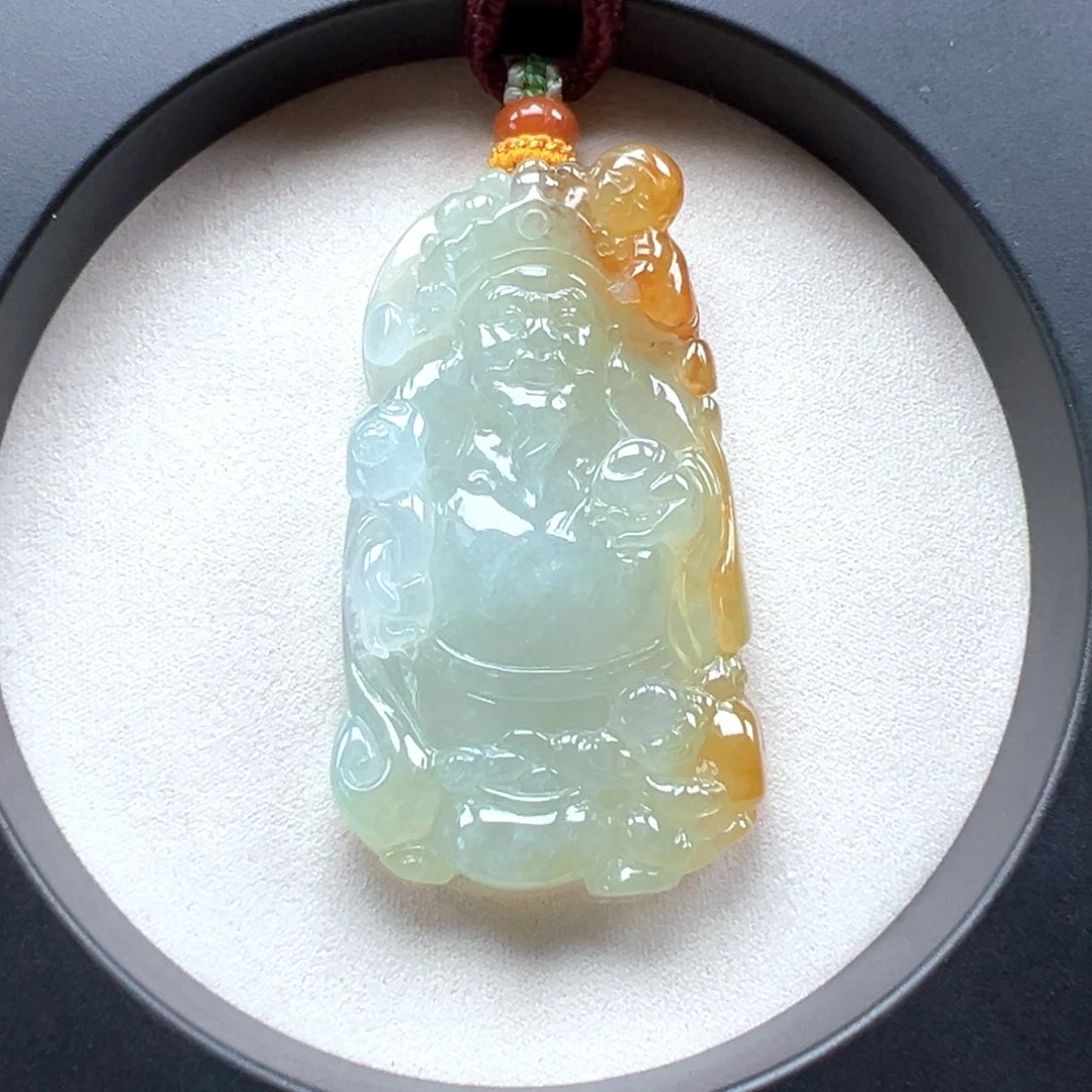 翡翠未镶嵌颈饰财爷