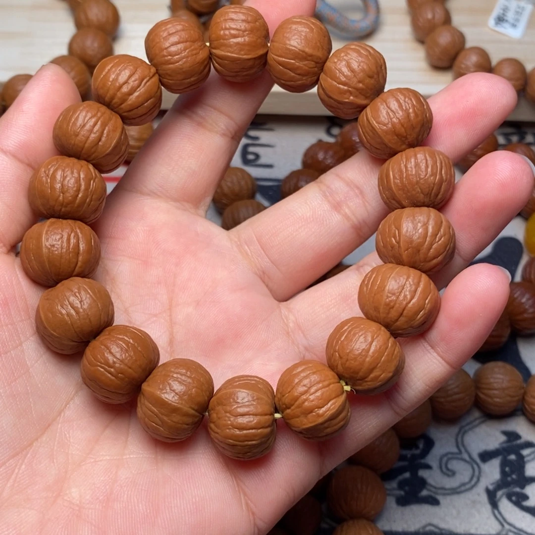 吊坠桃核南瓜打底