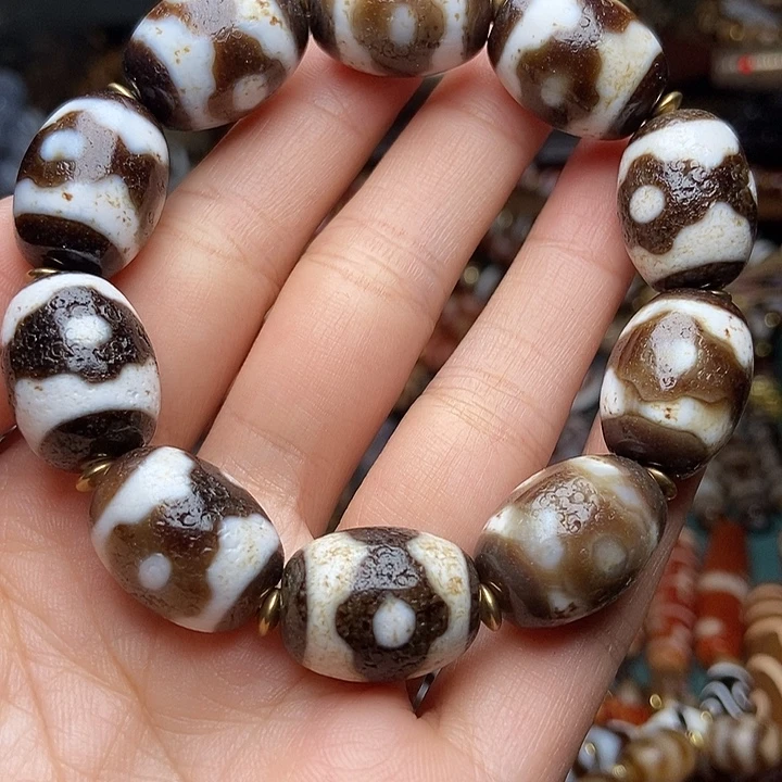 高货三眼手串一条