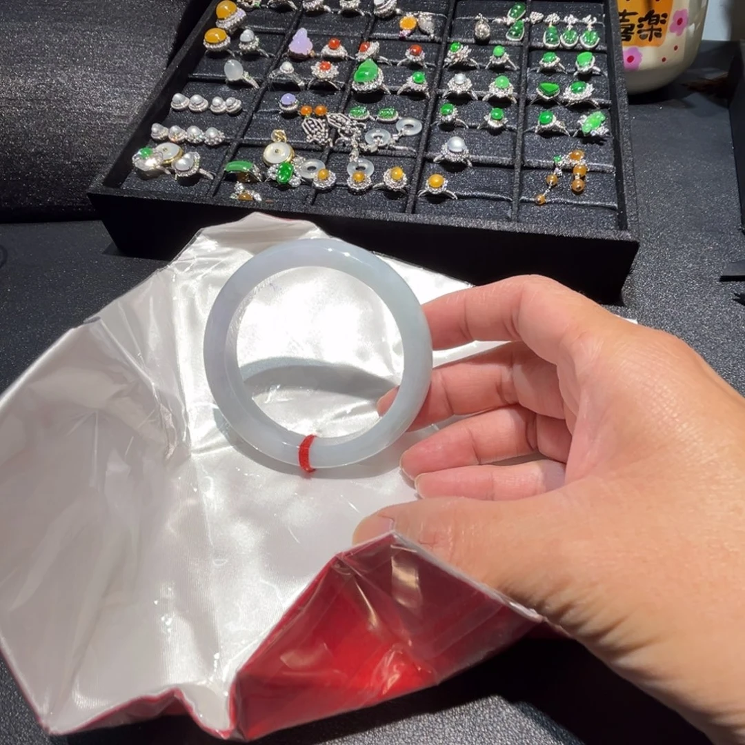 翡翠未镶嵌颈饰缅甸翡翠