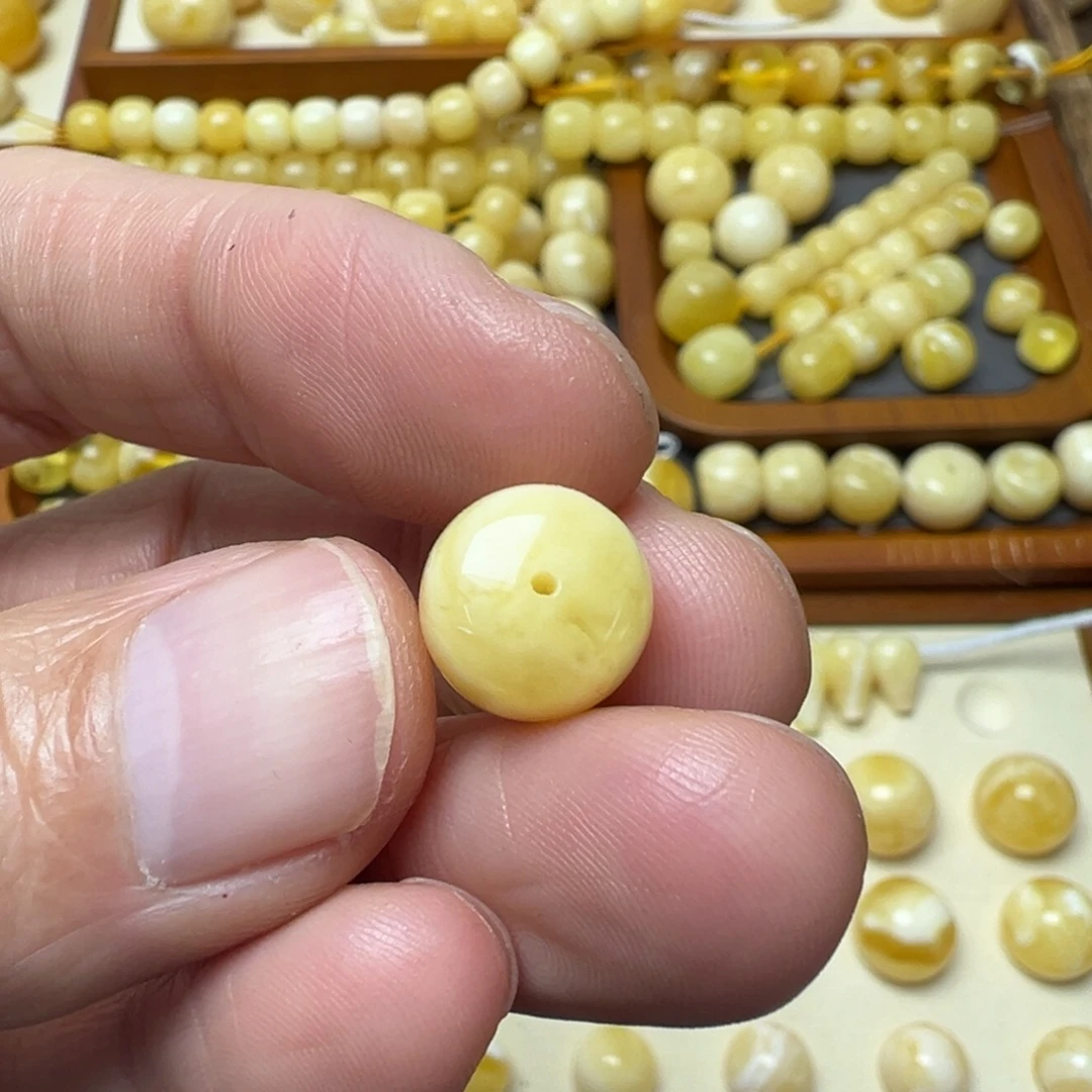 发***o琥珀未镶嵌裸石琥珀蜜蜡