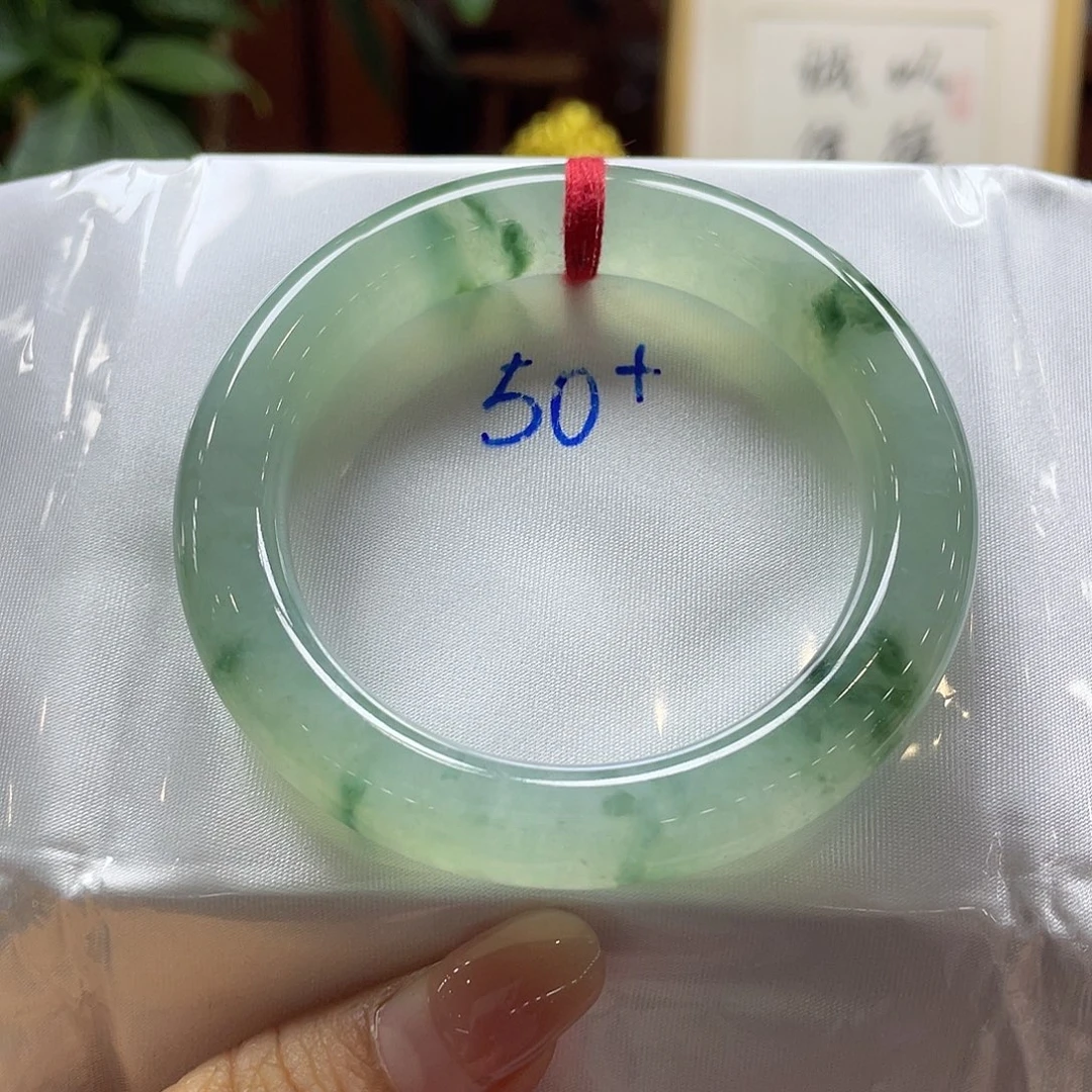 翡翠未镶嵌手镯50 号链接