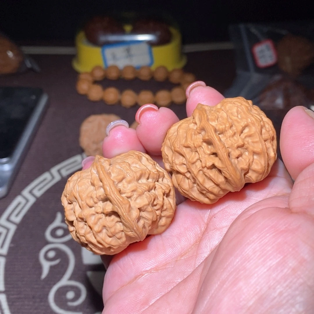 文玩核桃把件龙脉