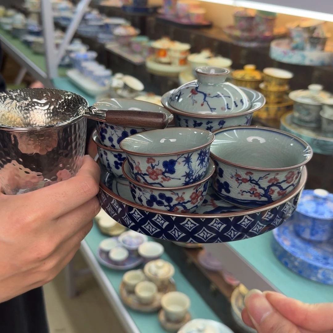 祝我们成为更好的人