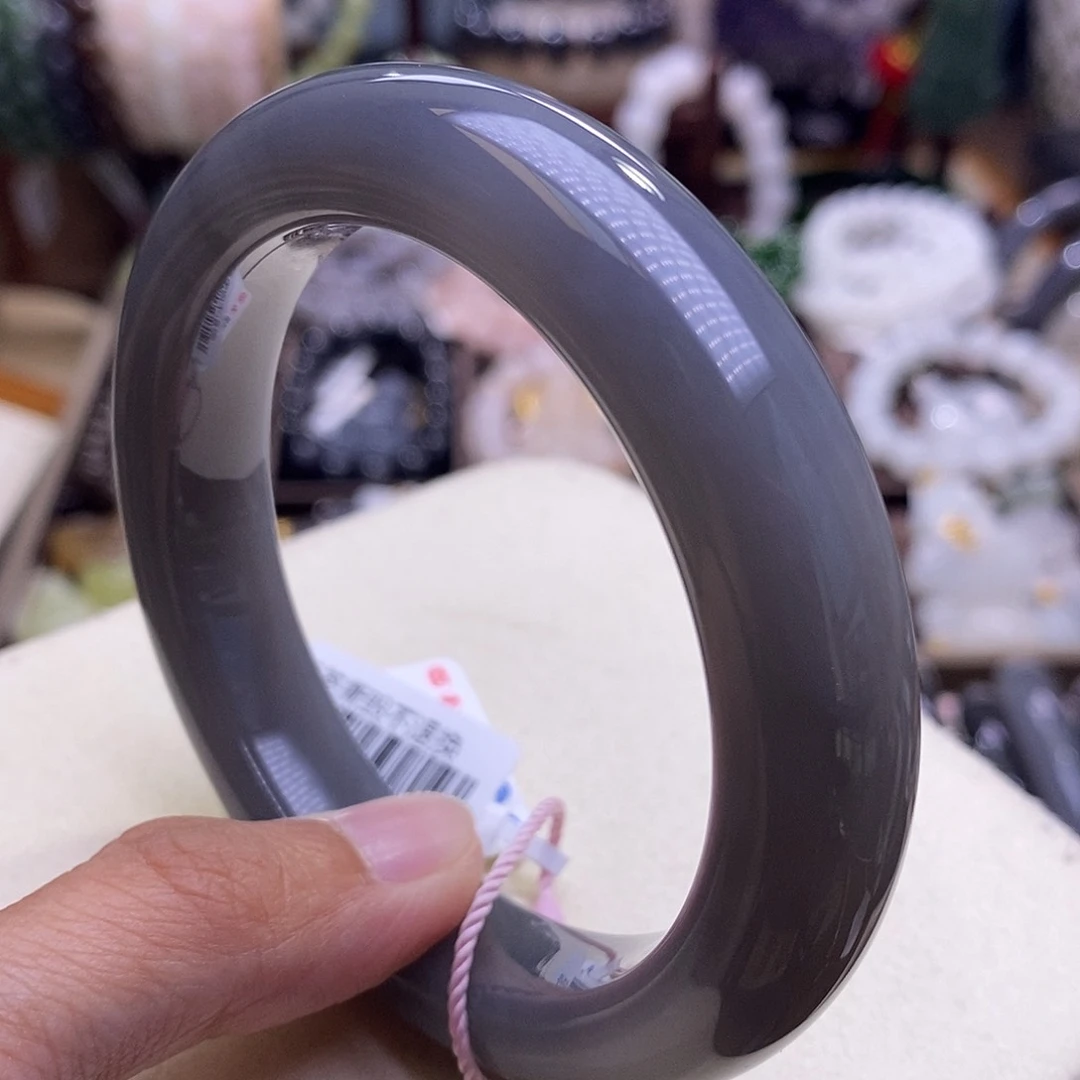 颈饰未镶嵌和田玉毕业级58老矿料浓烟紫脂膏级手镯孤品