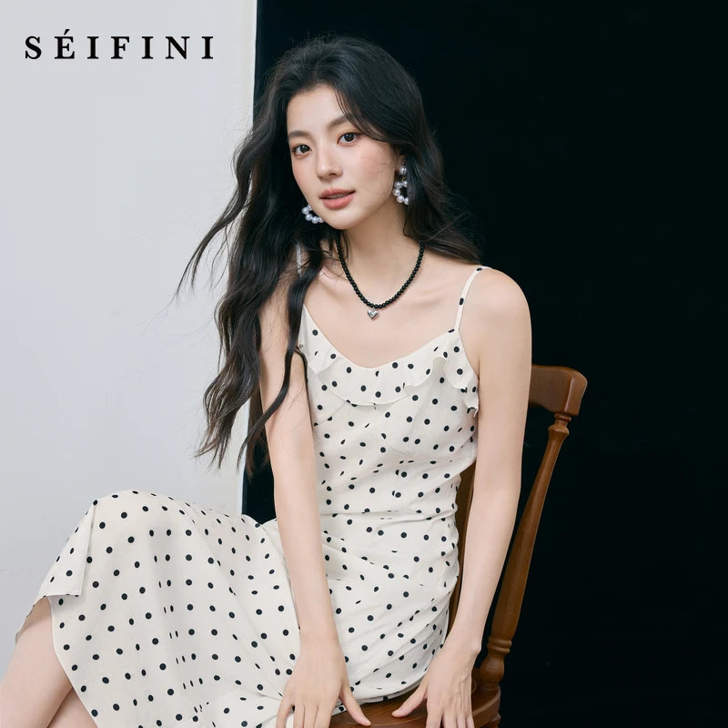 诗凡黎法式波点吊带裙2025夏新款荷叶边缎面提花连衣裙7G5190161