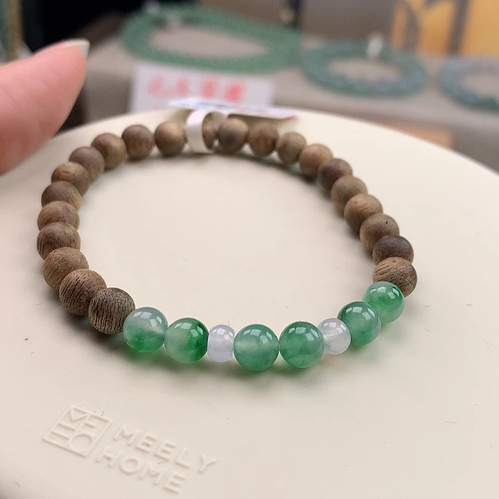翡翠未镶嵌手链冰阳绿+沉香