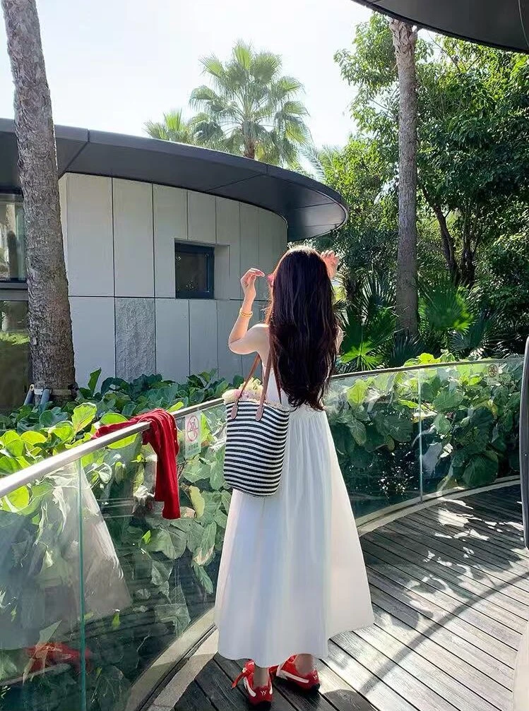 1023夏季新款海边度假风简约韩系ins风纯色修身显瘦吊带连衣裙