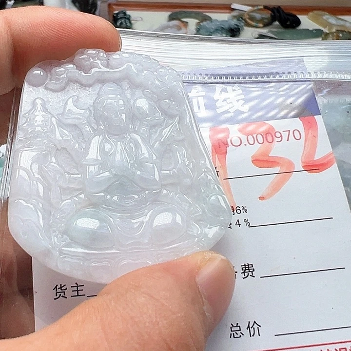 翡翠未镶嵌颈饰缅甸翡翠吊坠