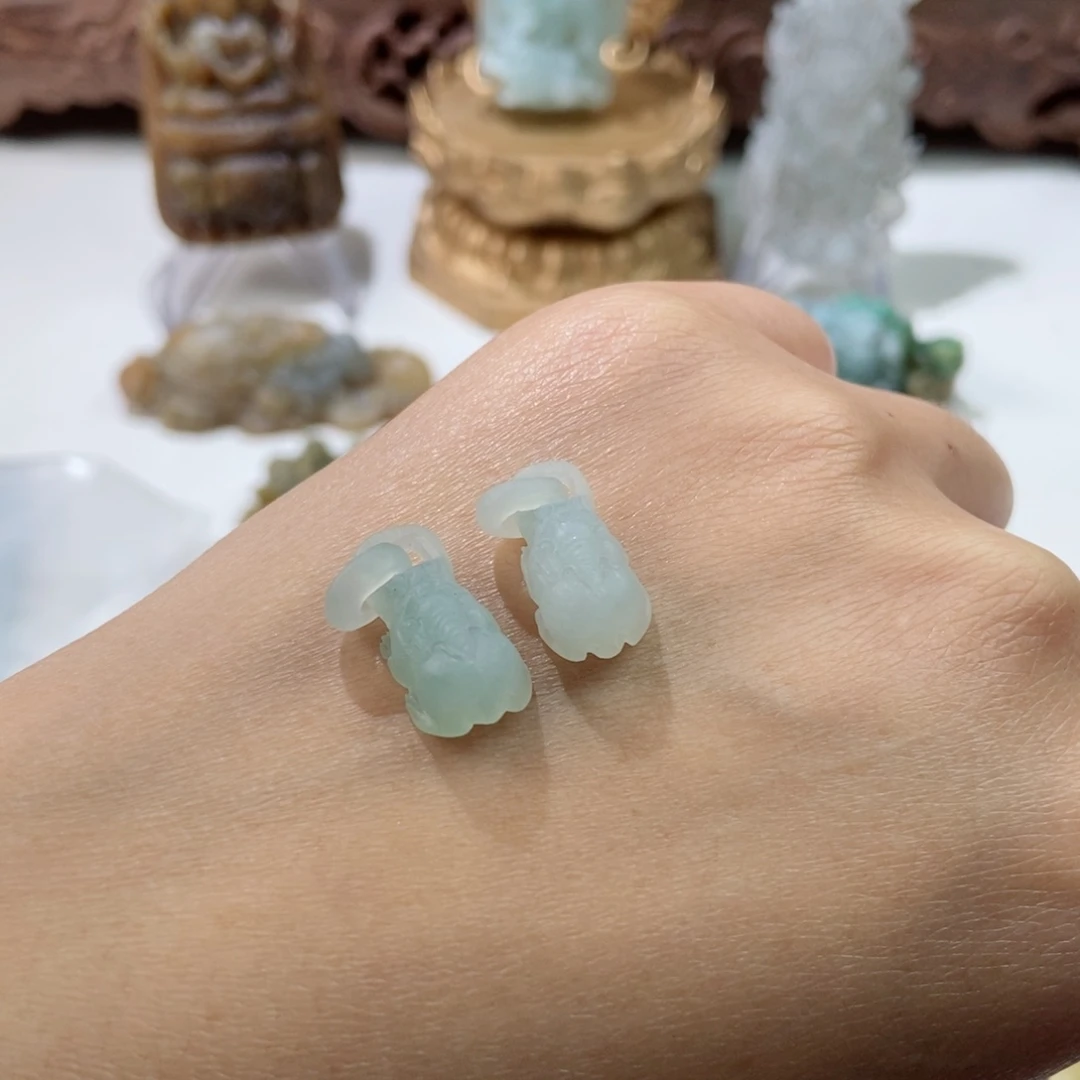 广***鹰定制翡翠未镶嵌翡翠a货