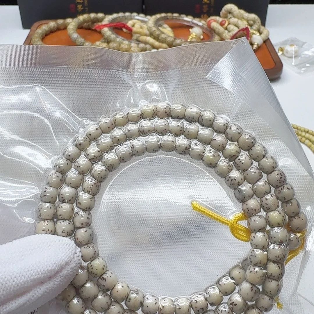 吊坠星月菩提103尊宠糯冰石玉河豚6左右108