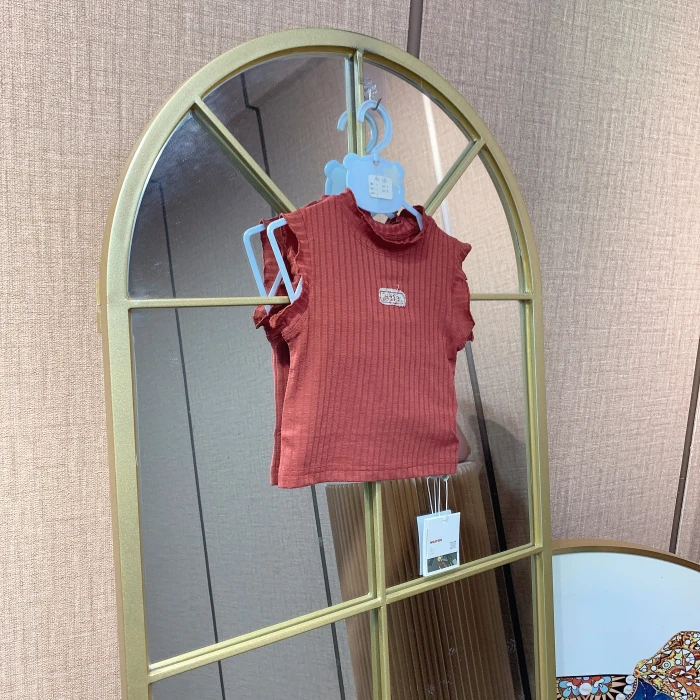 AB373    宝宝红色小背心 夏款