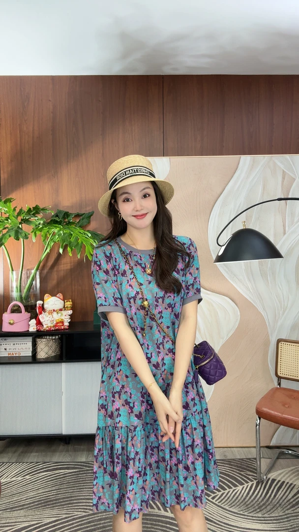 杨升服饰【荷叶碎花】夏季圆领显瘦减龄宽松遮肚桑蚕丝女装连衣裙