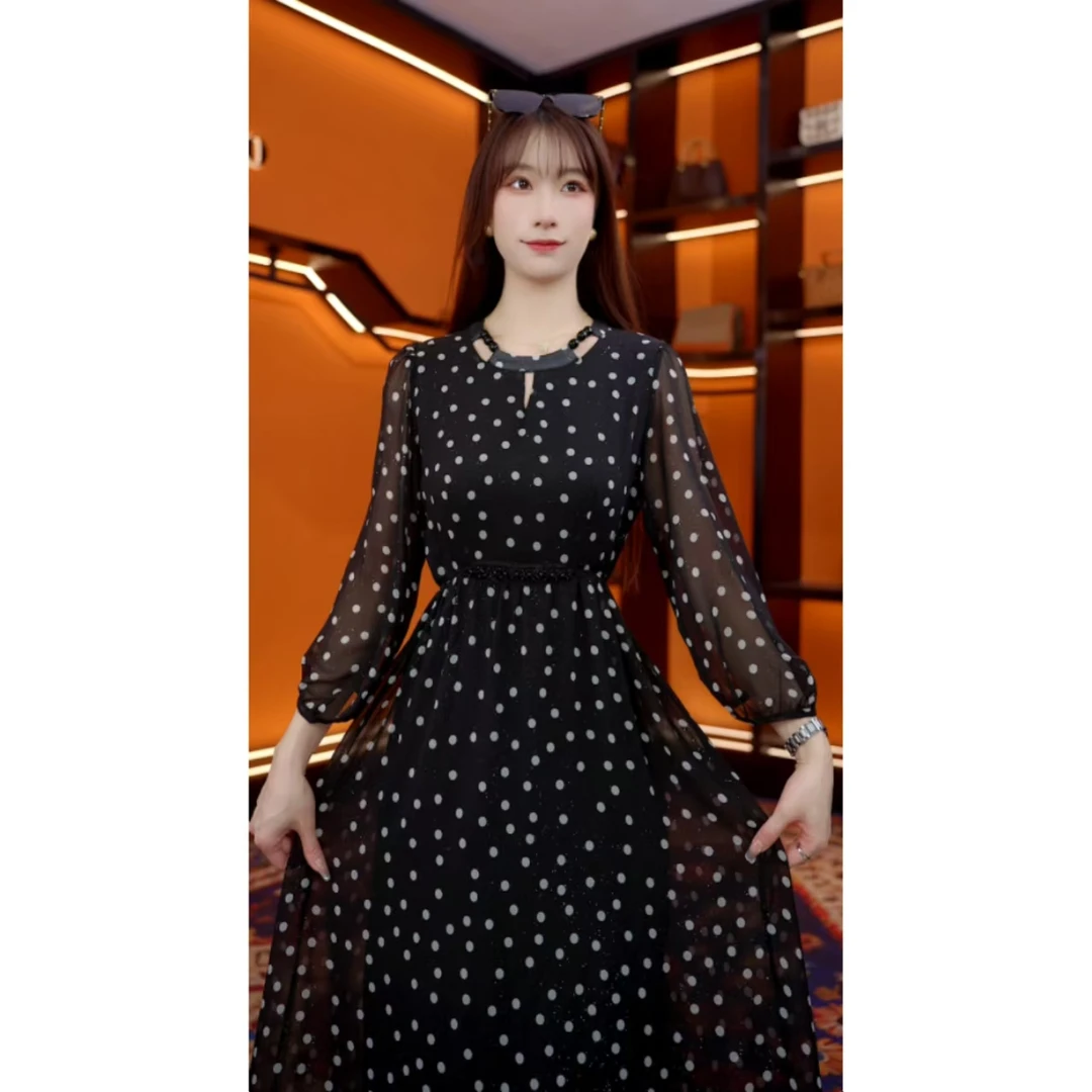 墨韵星芒波点-2025新款高端连衣裙显瘦夏季妈妈装法式中长款-梦梦