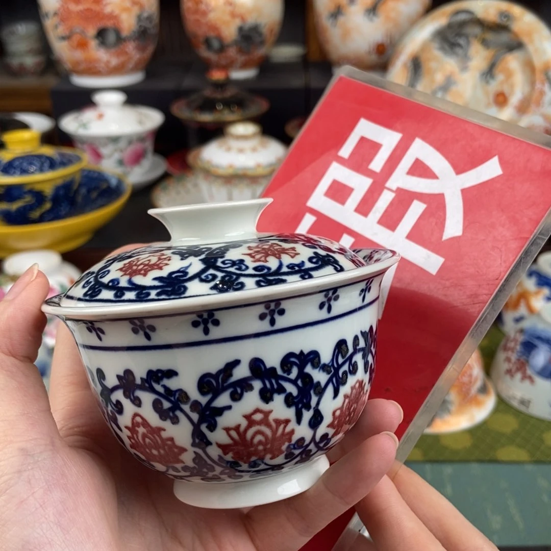 陶瓷的设计师是一个人