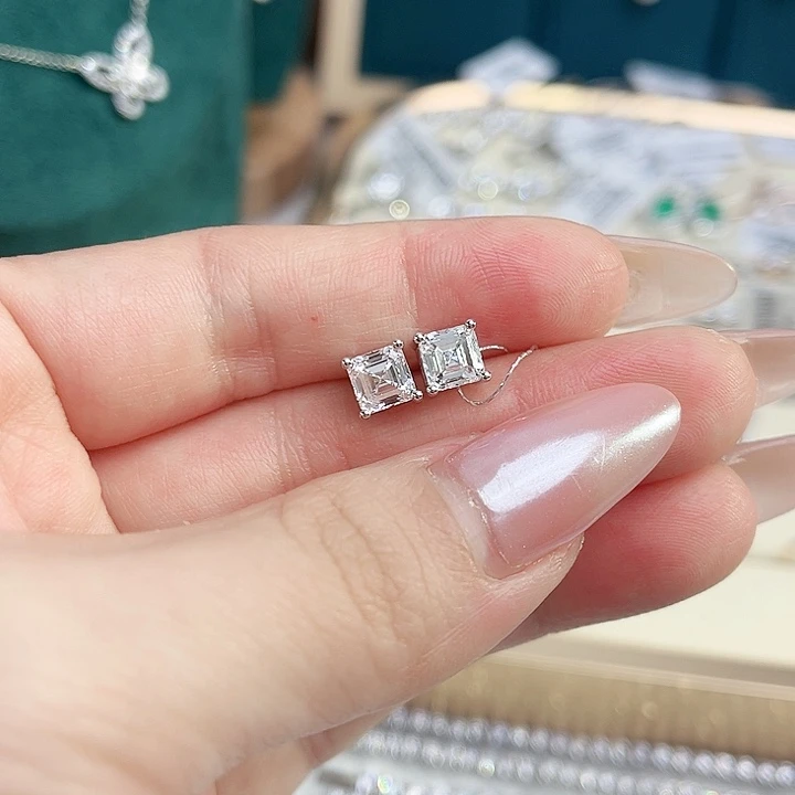 实验室培育钻石铂Pt950镶嵌阿斯切耳钉