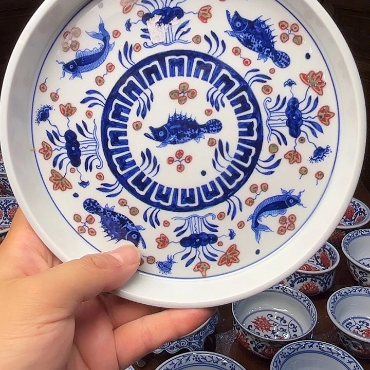 青花釉里红鱼藻壶承