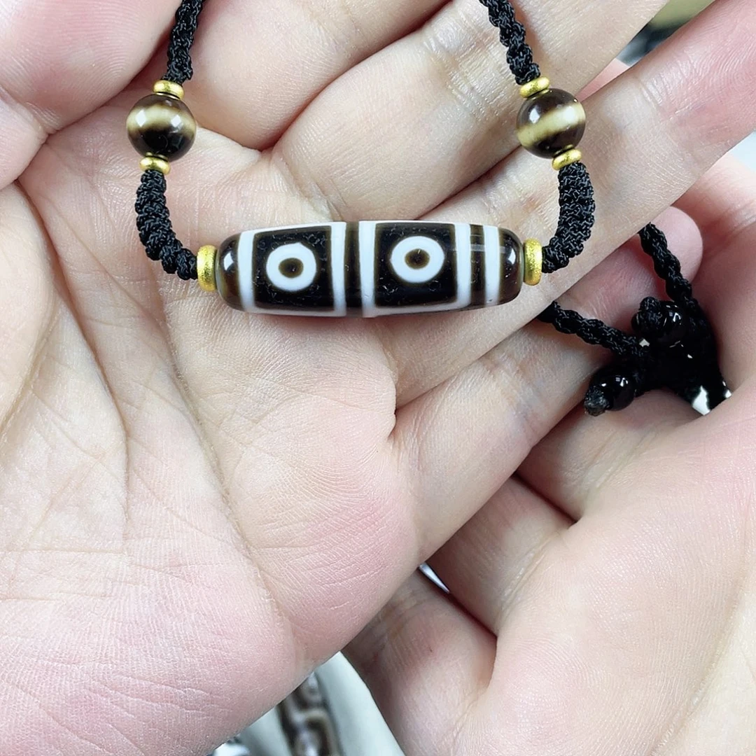 玛瑙/玉髓合金颈饰钟志明