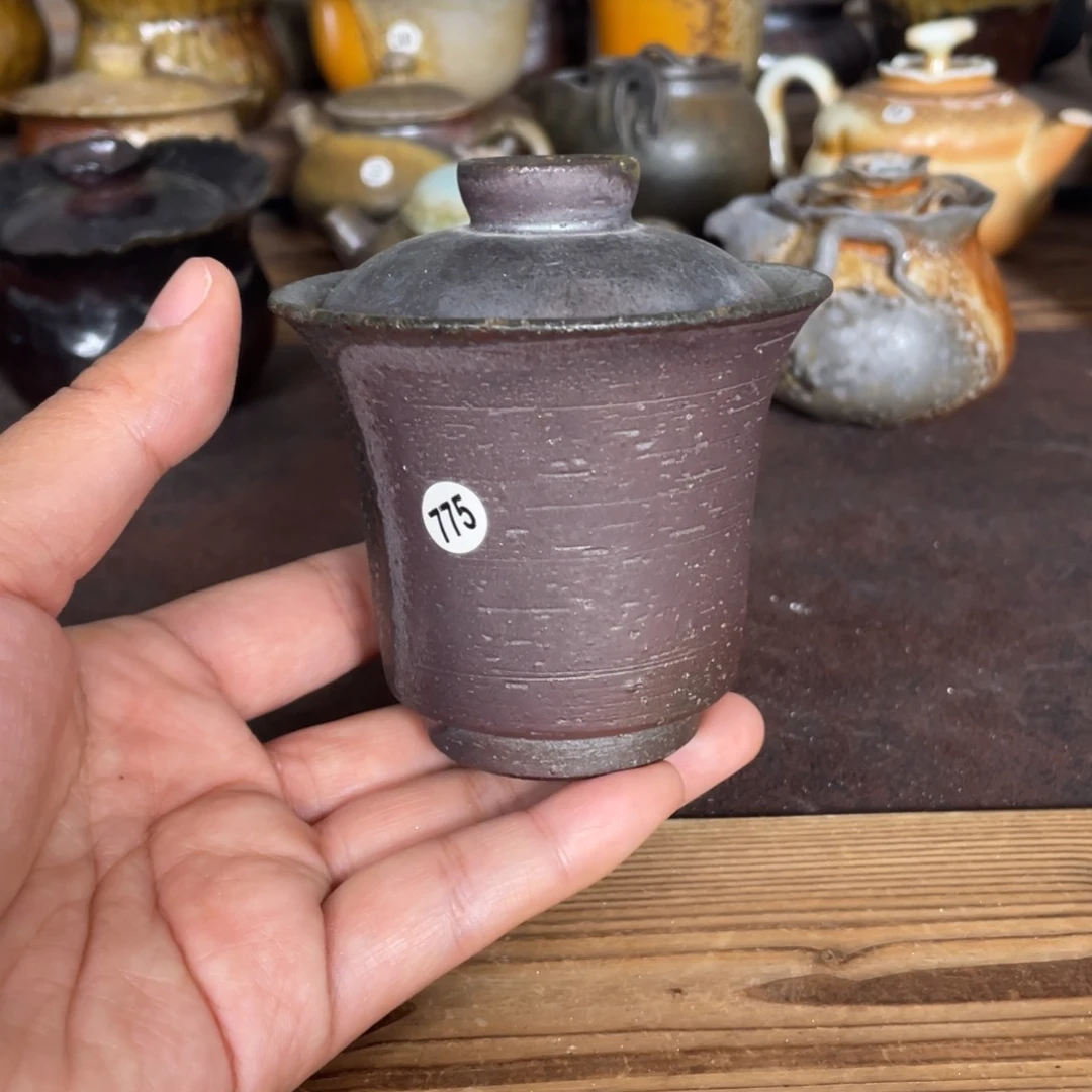 775红珍珠盖碗。  柴烧。