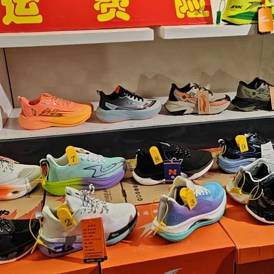 福建运动鞋工厂店