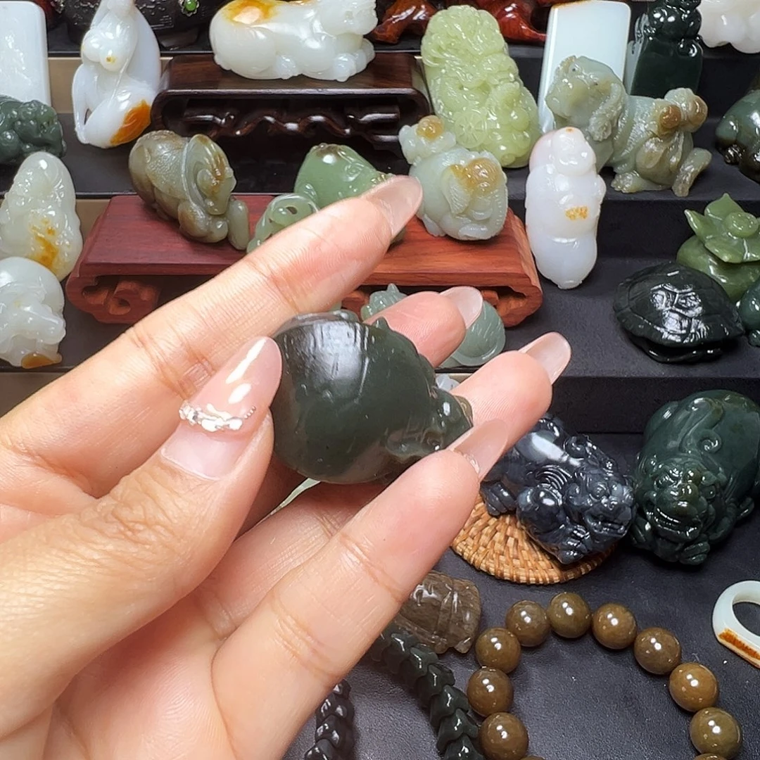 和田玉未镶嵌挂件