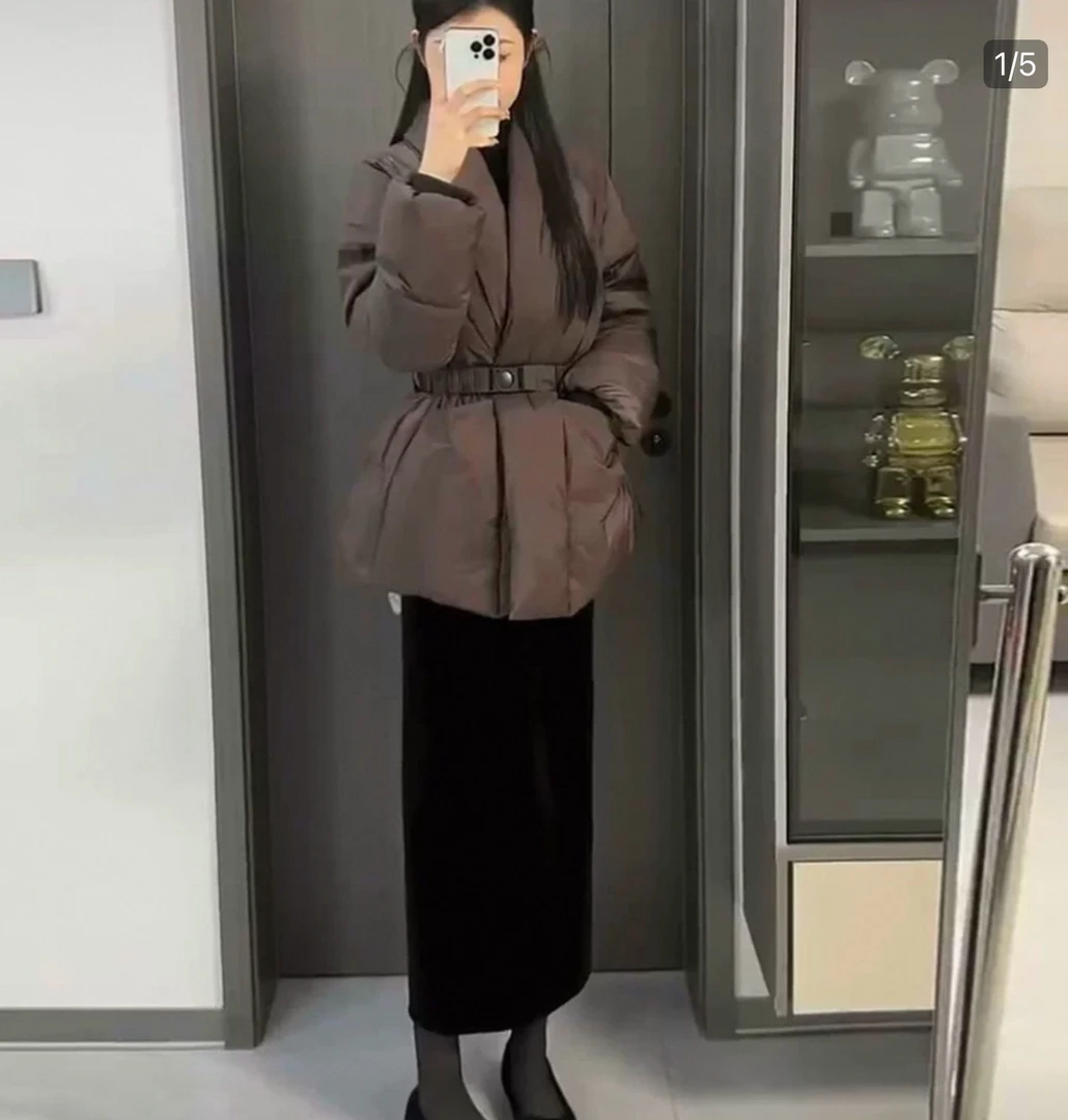 鹅绒羽绒服，时尚显瘦，大气高贵