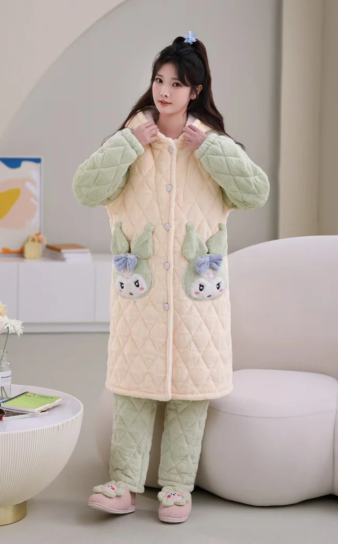 736黄拼绿女士戴帽加厚保暖家居服套装