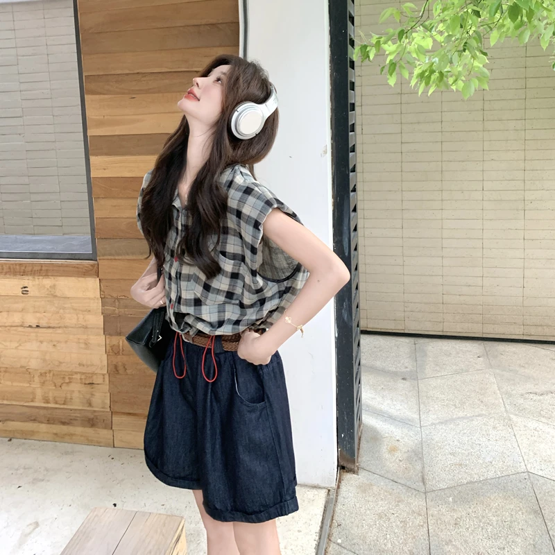 一整套ootd穿搭高级感洋气遮肉小个子设计感格子衬衫短裤两件套装