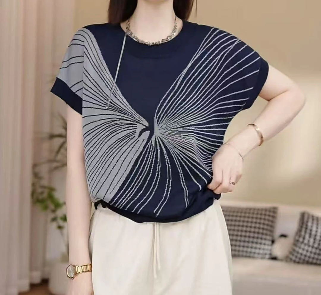 #038【涵宇】2025夏季新款女装时尚条纹高级螺旋百搭针织衫