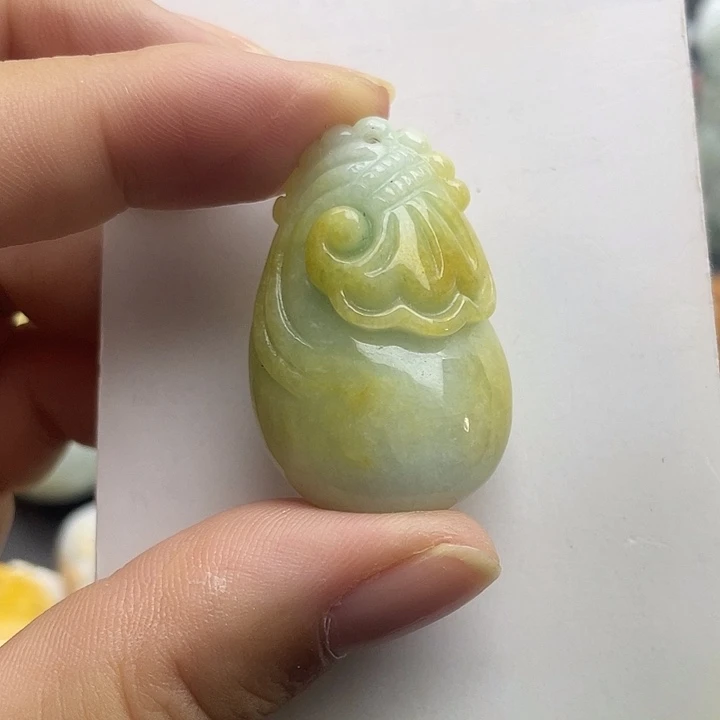 翡翠未镶嵌颈饰天然翡翠