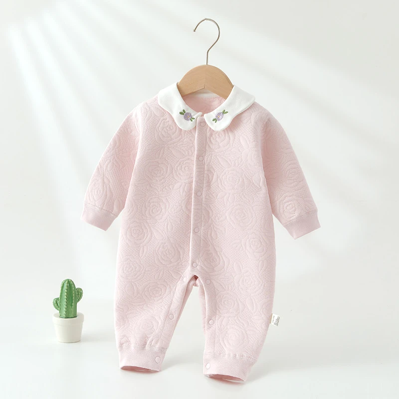 婴儿连体衣秋冬女宝宝三层保暖夹棉哈衣公主冬季加厚漂亮女孩衣服