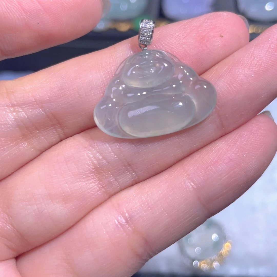 颈饰18K金镶嵌翡翠翡翠