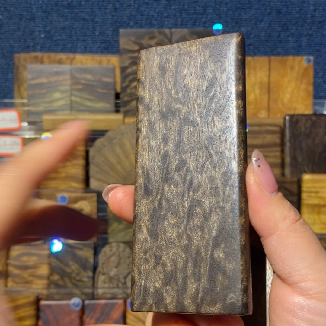 金丝楠无事牌呼**家金丝楠木小叶桢楠