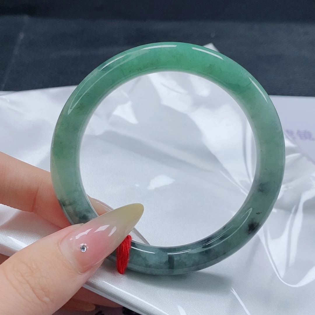 【闪购商品】未镶嵌手镯（圆镯）翡翠397号