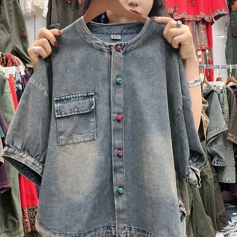 刺绣快**f招财猫牛仔彩扣上衣