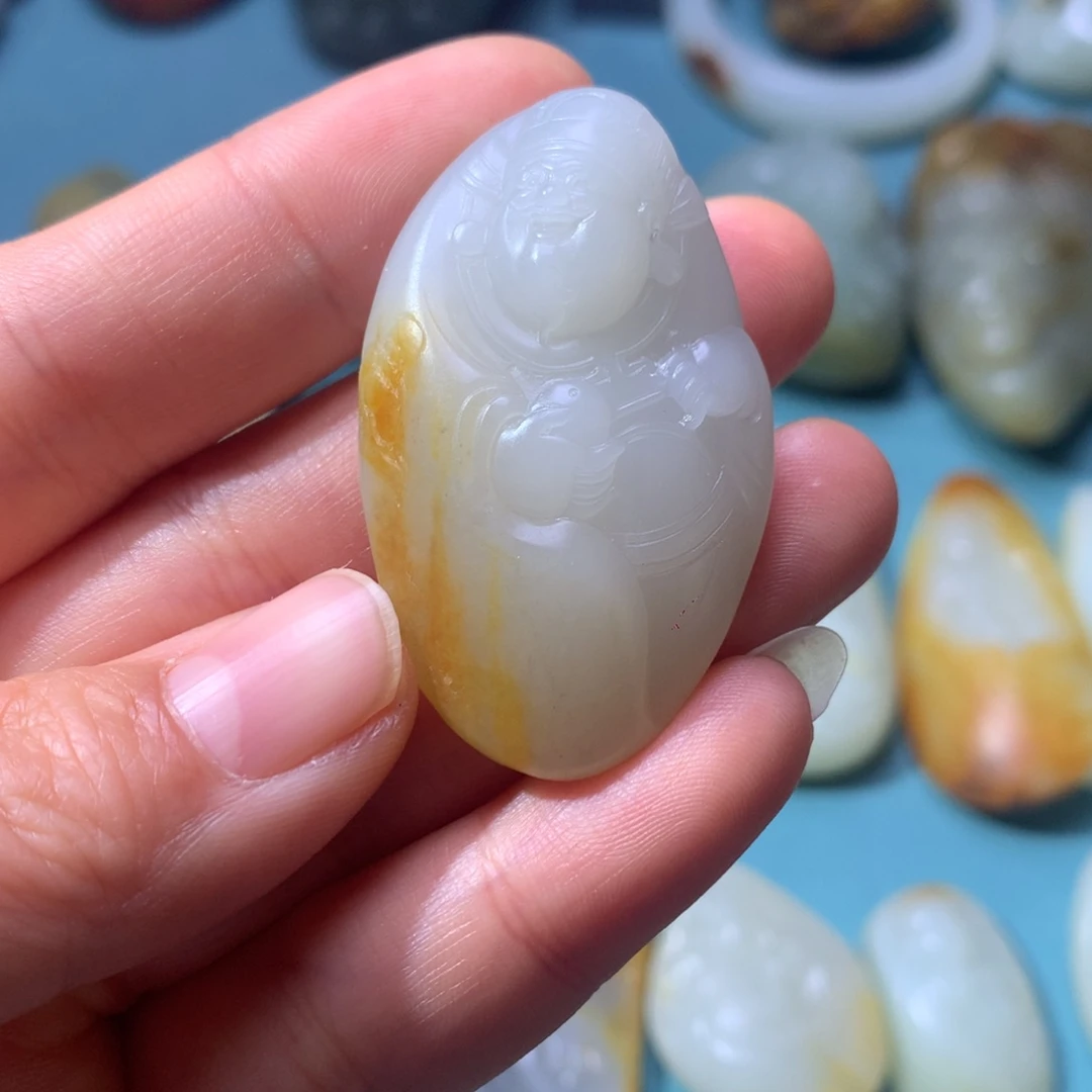 和田玉挂件未镶嵌胖**儿