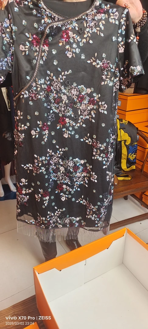 网纱刺绣连衣裙气质休闲显瘦新款夏季女士裙子