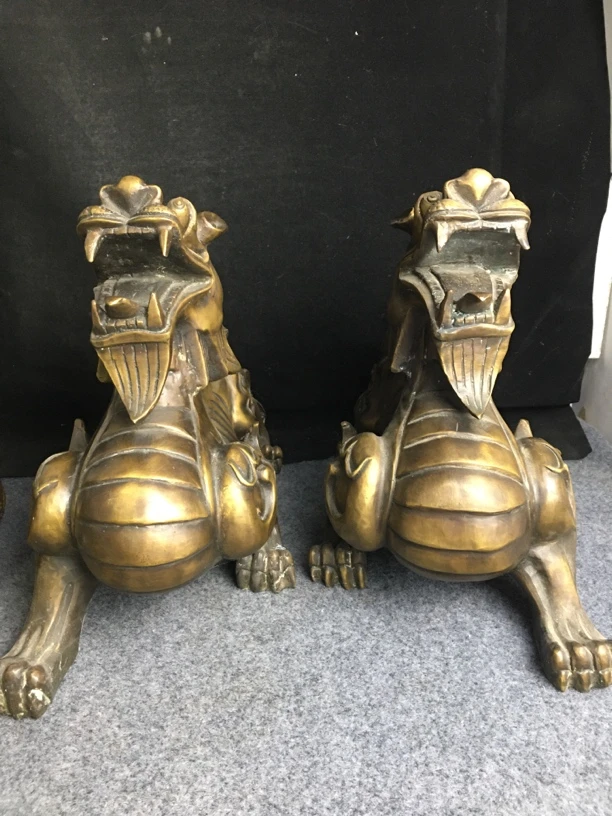 铜精制大貔貅一对，尺寸直径39cm，高30cm，重量咨询客服。