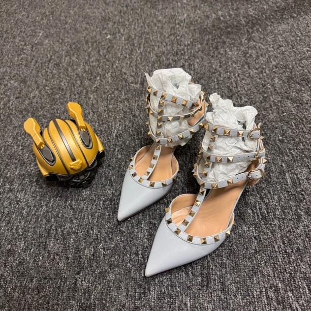 95新 Valentino/华伦天奴 /39码/蓝色高跟鞋/公价8600