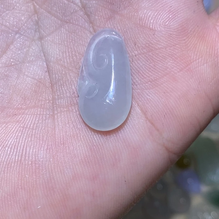 翡翠未镶嵌颈饰吊坠