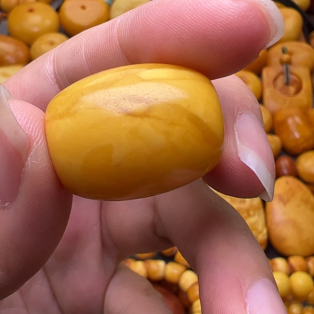 琥珀未镶嵌珠宝奇石桶珠