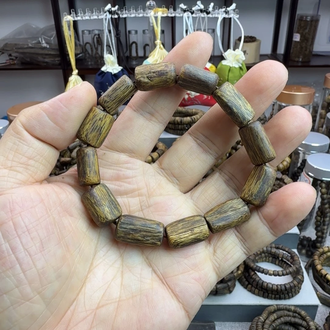 晋***先沉香碎屑沉香奇楠桶珠随型单圈12mm发一
