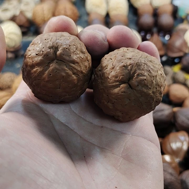 文玩核桃吊坠南瓜金刚