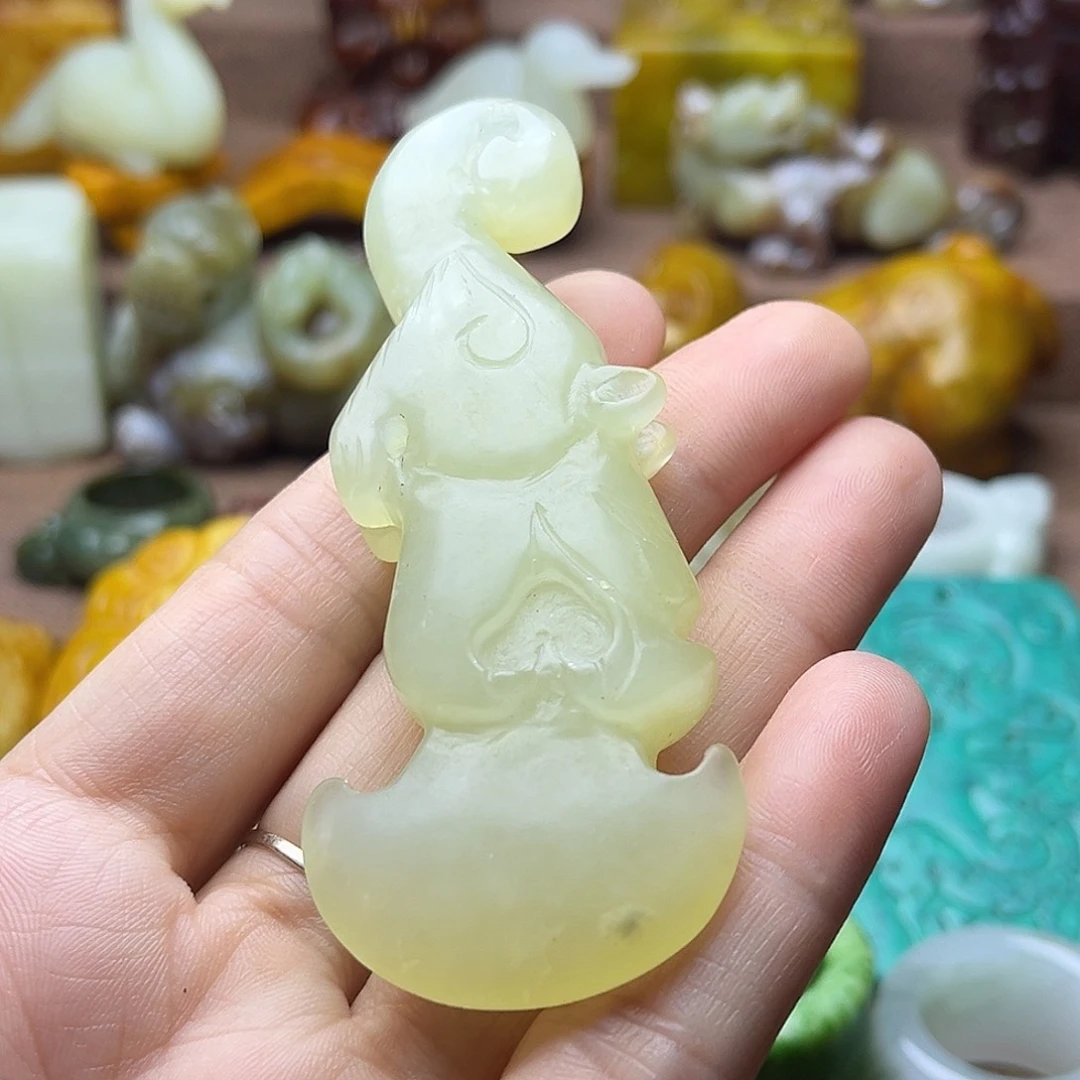 白玉菩提吊坠83。。