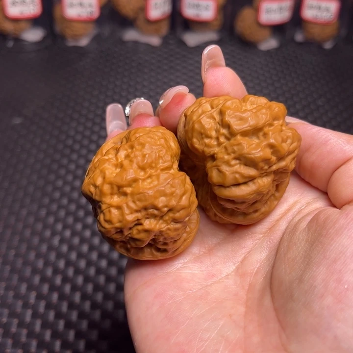 一***—文玩核桃吊坠蛤蟆头