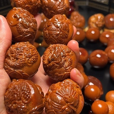 花***红手串/手链橄榄核龙财