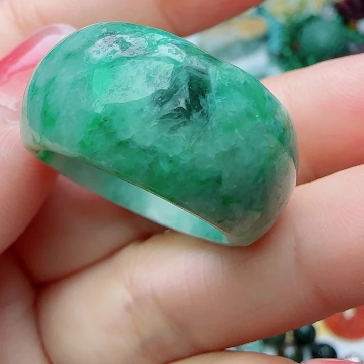 翡翠未镶嵌颈饰天然A货288