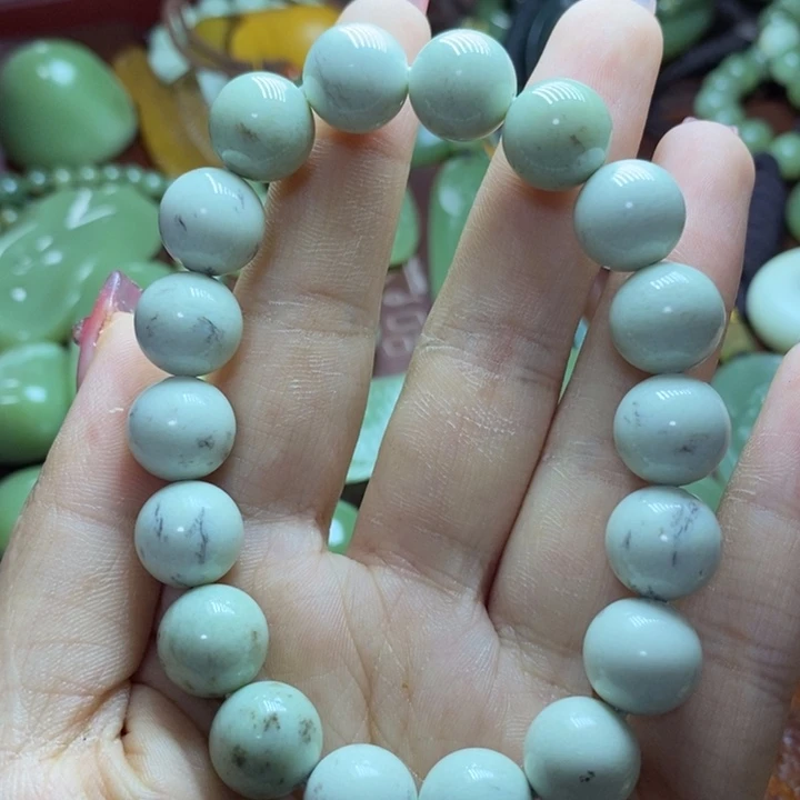 岫岩河磨玉（透闪石质玉）手串未镶嵌凡**枚