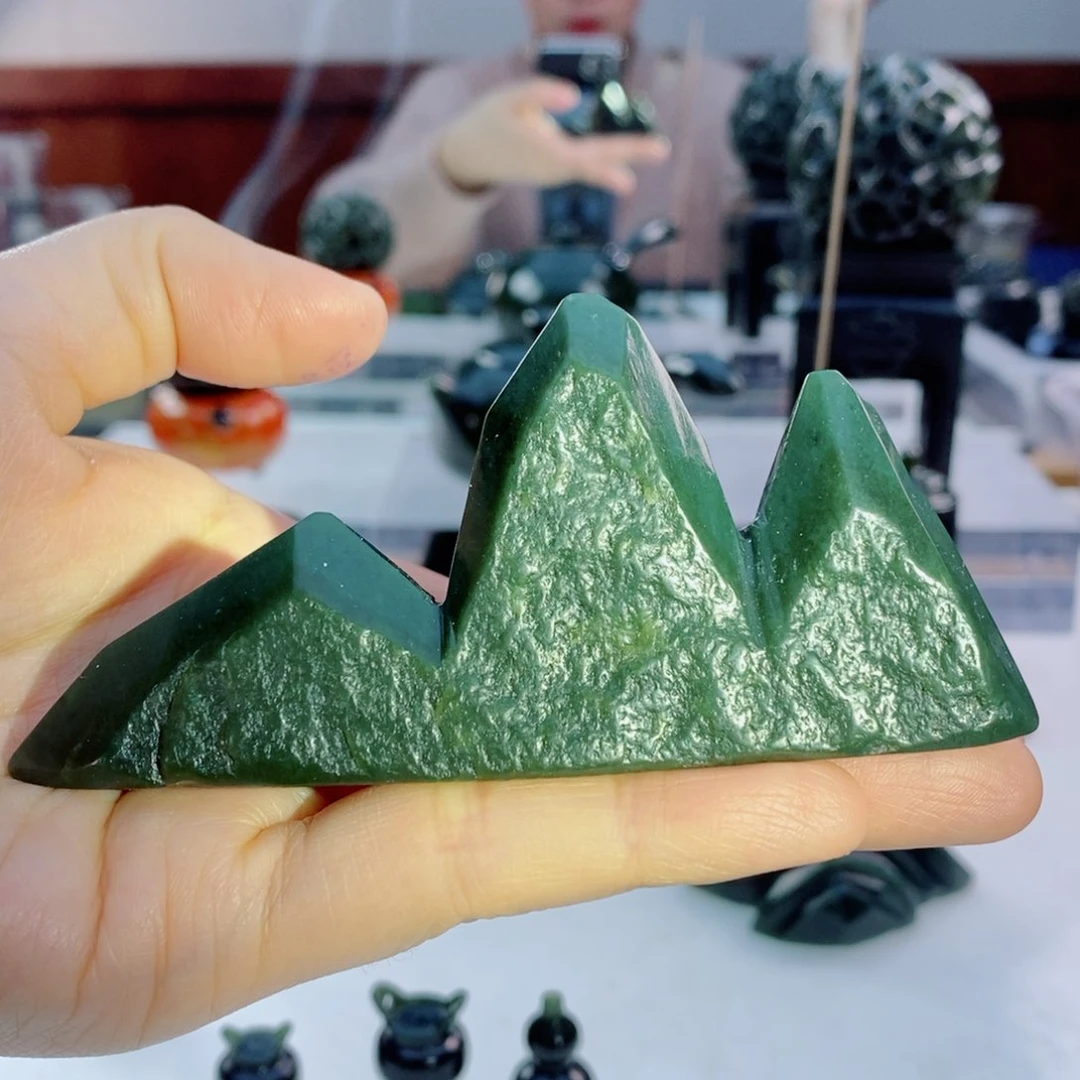 未镶嵌和田玉摆件玉山香插